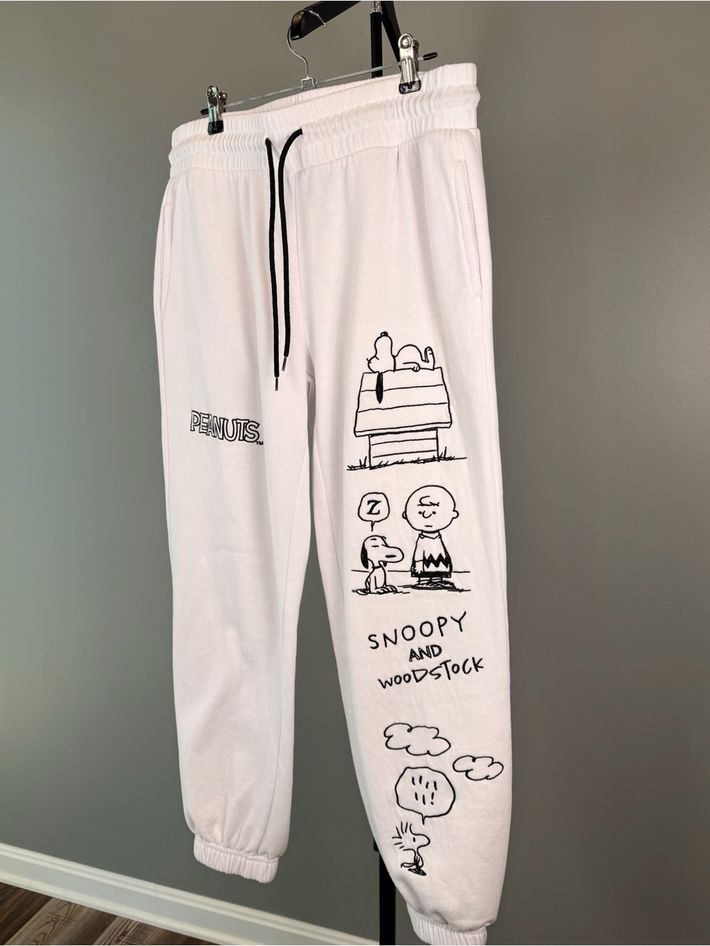 Peanuts Snoopy Woodstock Jogger Sweatpants White Graphic Lounge Medium - Picture 3 of 7
